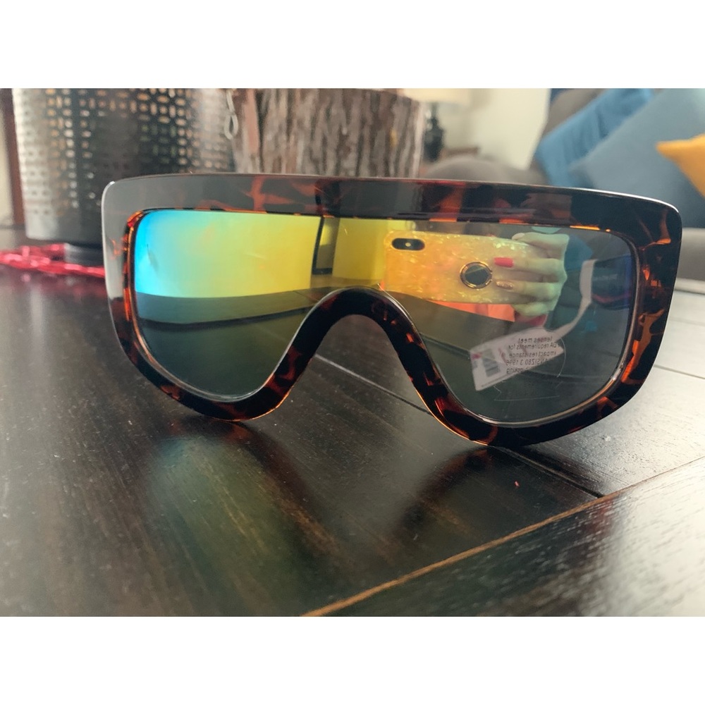 Sun Glasses
